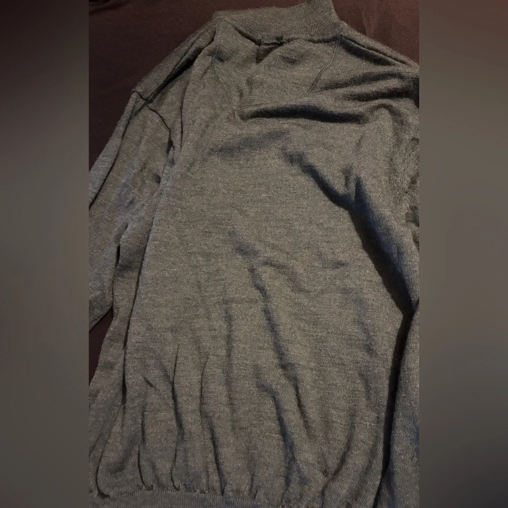 Men’s  pullover sweater size large - Picture 4 of 4